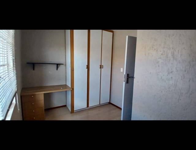 3 BEDROOM TOWNHOUSE FOR SALE IN BARTLETT